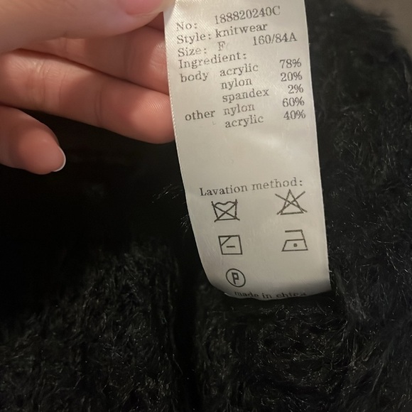 Thick  Knit Fuzzy Sweater - Picture 3 of 4